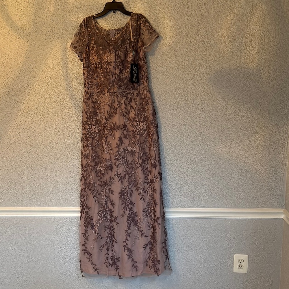 La Femme Floral Beaded Evening Dress With Sheer Cap Sleeves, So Beautiful - Picture 4 of 12